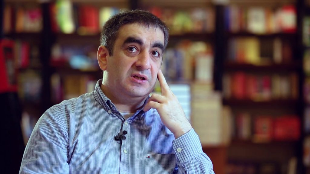 როგორ ესმით საქართველოში მენეჯერობა – FM ქოუჩი