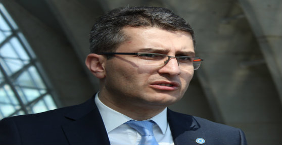 წარსულში „ნაციონალური მოძრაობის“ სავიზიტო ბარათი იყო დიქტატურა, ახლა კი, ტყუილი – მდინარაძე