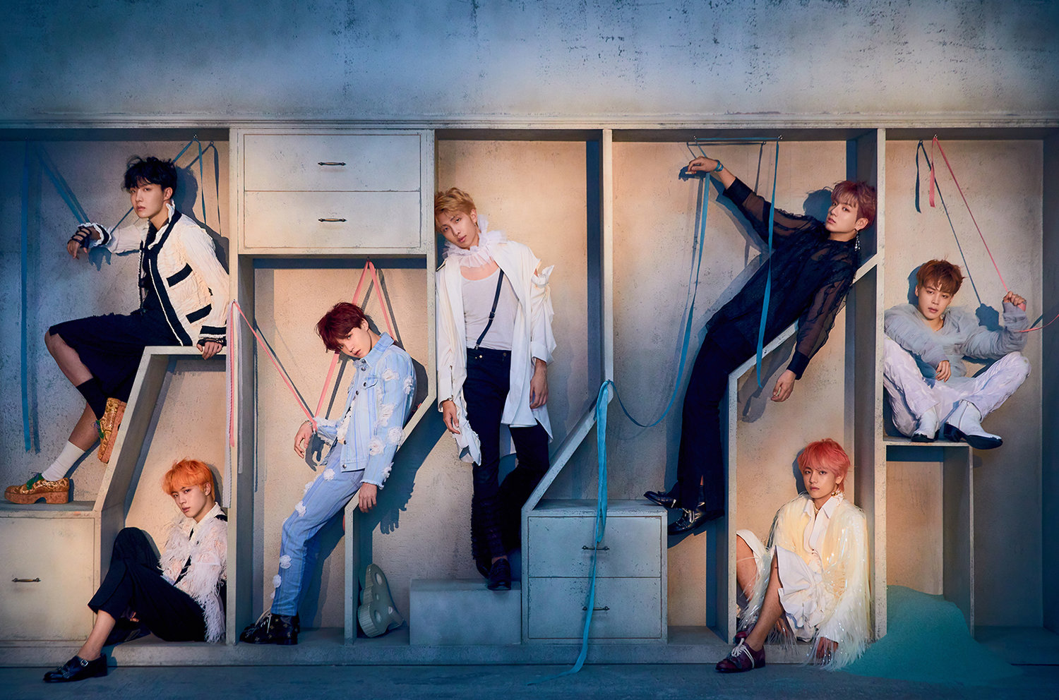 03-BTS-2018-press-photo-BigHit-Entertainment-billboard-1548