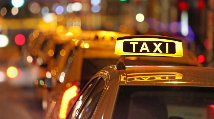 Taxis_iStock
