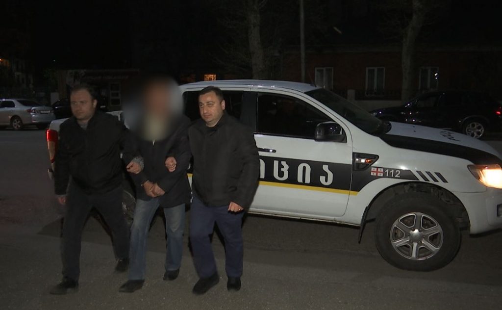 1555223723-22-1024x632