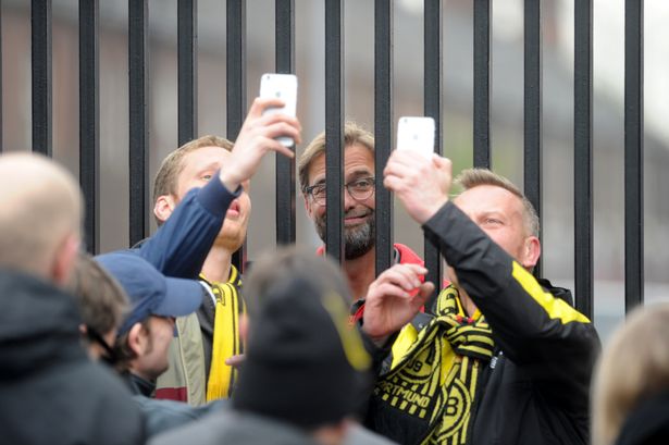 Dortmund-fans-at-liverpool-3