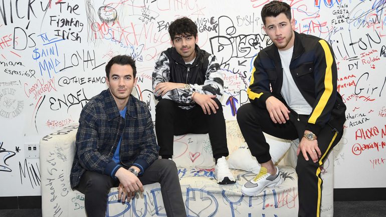 ,,ბედნიერება იწყება” – Jonas Brothers-მა ახალი დისკი დააანონსა (ფოტო)