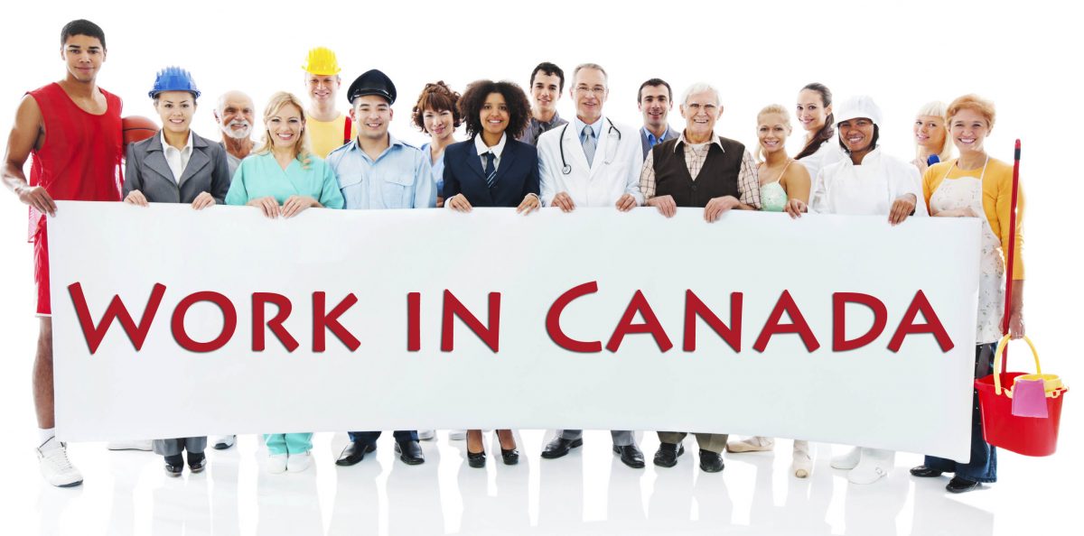 Large group of people representing Various occupations are holding blank poster. 

[url=http://www.istockphoto.com/search/lightbox/9786738][img]http://dl.dropbox.com/u/40117171/group.jpg[/img][/url]