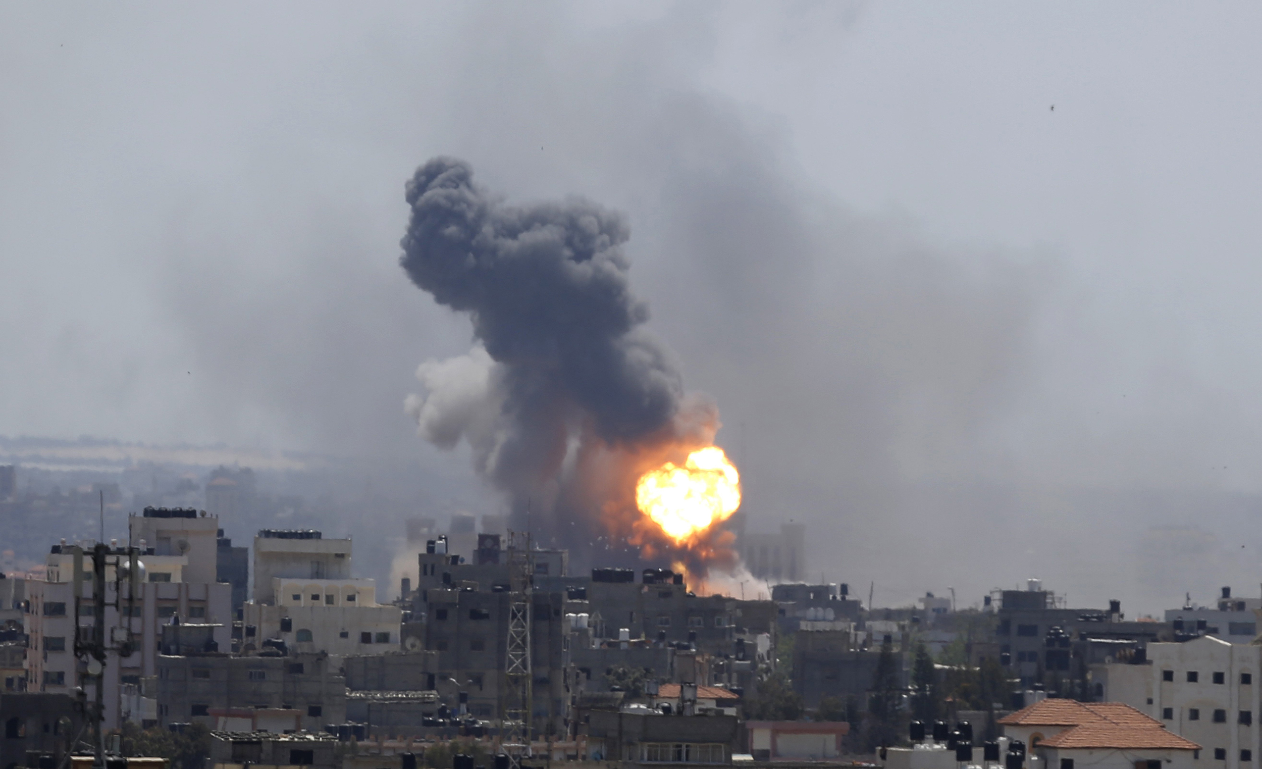 Israeli airstrike hits Gaza City,on May 4, 2019.