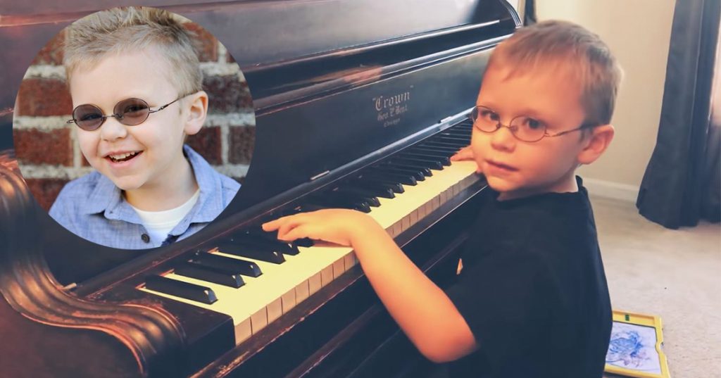 7 წლის უსინათლო ბიჭი Queen-ის რაფსოდიას ასრულებს [ვიდეო]