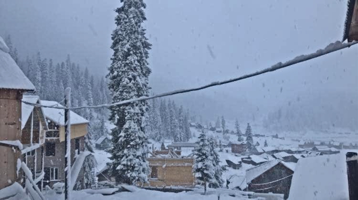 საოცარი კადრები: ბახმაროში პირველი თოვლი მოვიდა [ვიდეო]