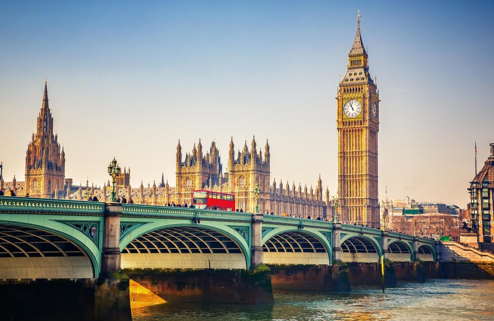 HERO-UltimateLondon-Hero-shutterstock412054315