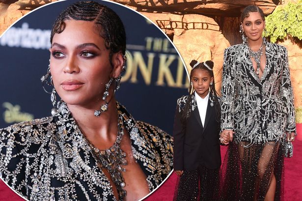 0-MAIN-Beyonce-and-Blue-Ivy-at-Lion-King-premiere