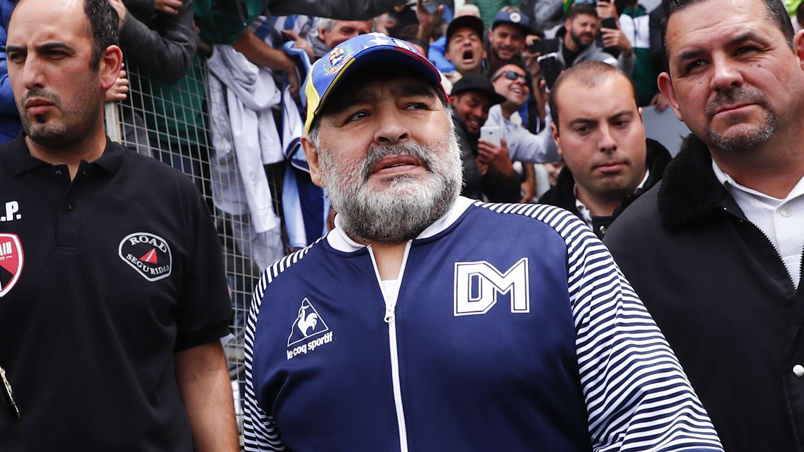 diego-maradona-gimnasia-ptwy0x2ikirn1h5hcswjurloh