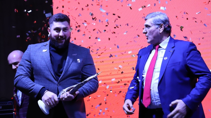 უკვე მეოთხედ: ლაშა ტალახაძე წლის საუკეთესო სპორტსმენად დაასახელეს