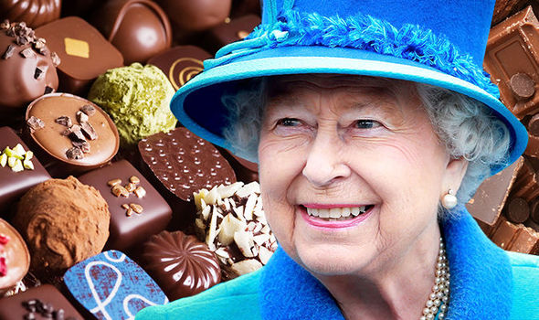 the-queen-news-queen-elizabeth-favourite-snack-chocolate-eating-habit-chef-mcgrady-994889