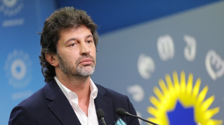 არც ერთი ნაბიჯი უკან, არავითარი თავდახრა – კალაძე მხარდამჭერებს და თანაგუნდელებს