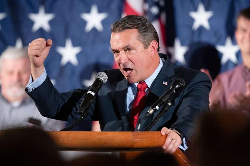 ივანიშვილზე განრისხებული 13 კონგრესმენის სკანდალის მოულოდნელი გაგრძელება: „მე არ დამიწერია“