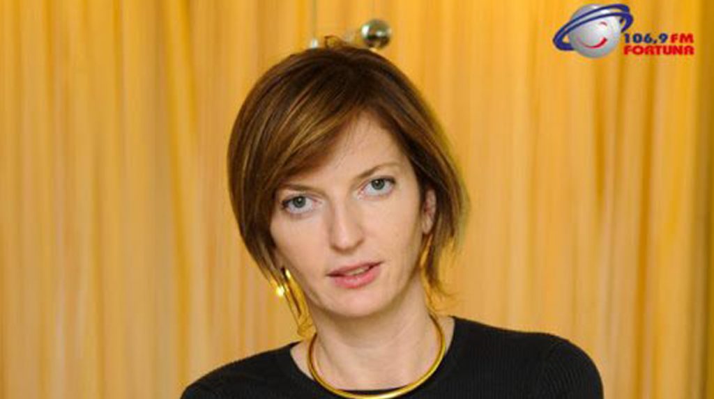 ,,მამას ძალიან უნდოდა, რომ ექიმი გამოვსულიყავი… მეგობრები უდიპლომო ექიმს მეძახიან” – თამუნა ინგოროყვა  ,,არტ-FM”-ში