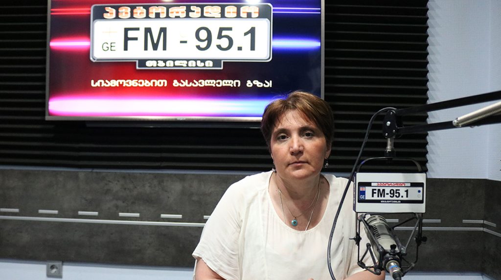 როდესაც ხედავ როგორ უბრუნებენ ადამიანს სიცოცხლეს, ეს არის უზარმაზარი ადრენალინი – ექიმი თათა ქაჩიბაია გადაცემაში ,,სტუმრად ექიმთან”