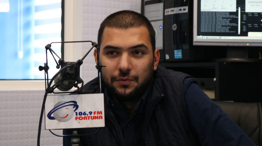 ,,მენატრება ის პერიოდი… სწორედ მაშინ გავიცანი ჩემი მეუღლე” – ბექა გოჩიააშვილი „არტ-FM“-ში