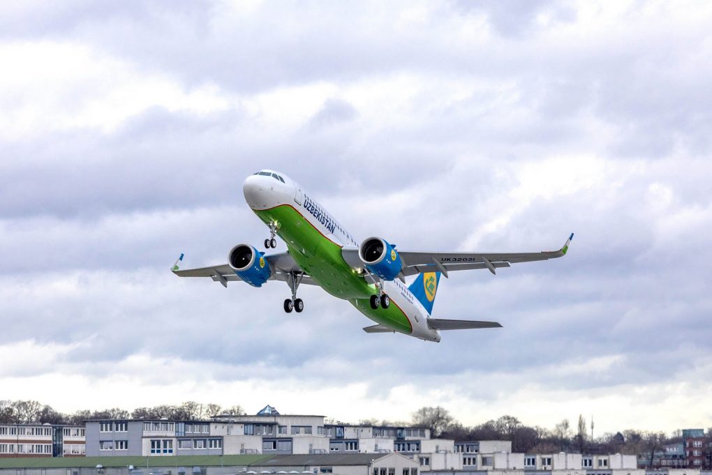 A320neo-UZBEKISTAN-AIRWAYS-take-off