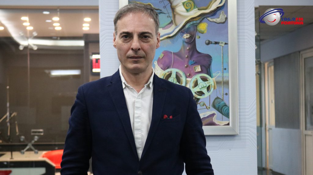 ,,ჩვენი ნაცნობობა კონსერვატორიაში შედგა, ჩვენთან ამოვიდა მეხუთე სართულზე და სამუდამოდ ჩემთან დარჩა” – გოგი ჭიჭინაძე ,,არტ-Fm”-ში