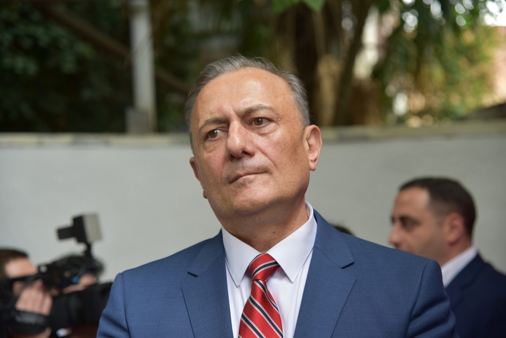 “იძულებული ვიქნები, ბუნდესტაგს მივწერო წერილი, რომ გერმანიის ელჩს უფრო ეგზოტიკური ქვეყანა შეურჩიონ სამუშაოდ” – შალვა ნათელაშვილი