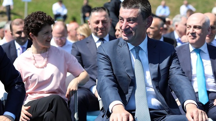 “ეს რა ქენით ბატონო გიორგი, ეს არ ვარგა” – წულუკიანი გახარიაზე