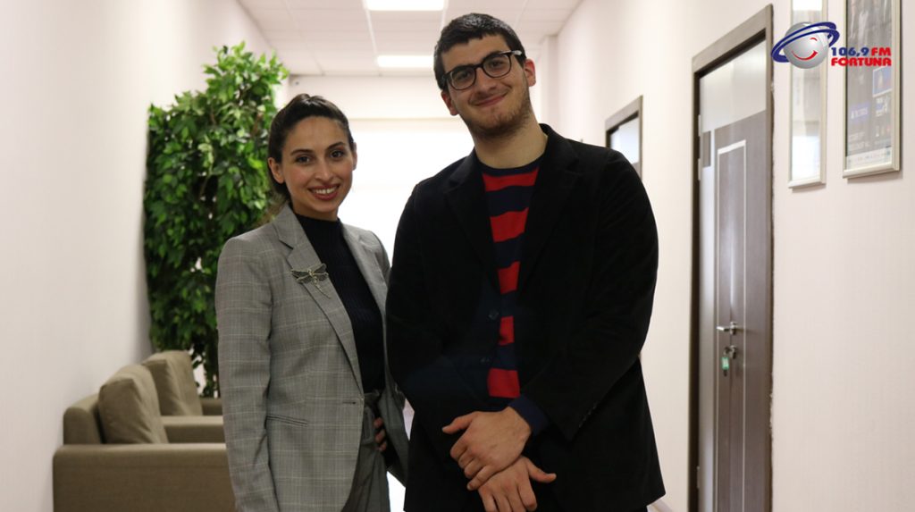 მაყურებლებს შორის სრულიად შემთხვევით დავინახე მარტა არგერიხი, შოკში ვიყავი, თურმე ჩემი სიმღერით აღფრთოვანებულა – გიორგი გიგაშვილი და მარიამ ყარალაშვილი ,,არტ-FM”-ში