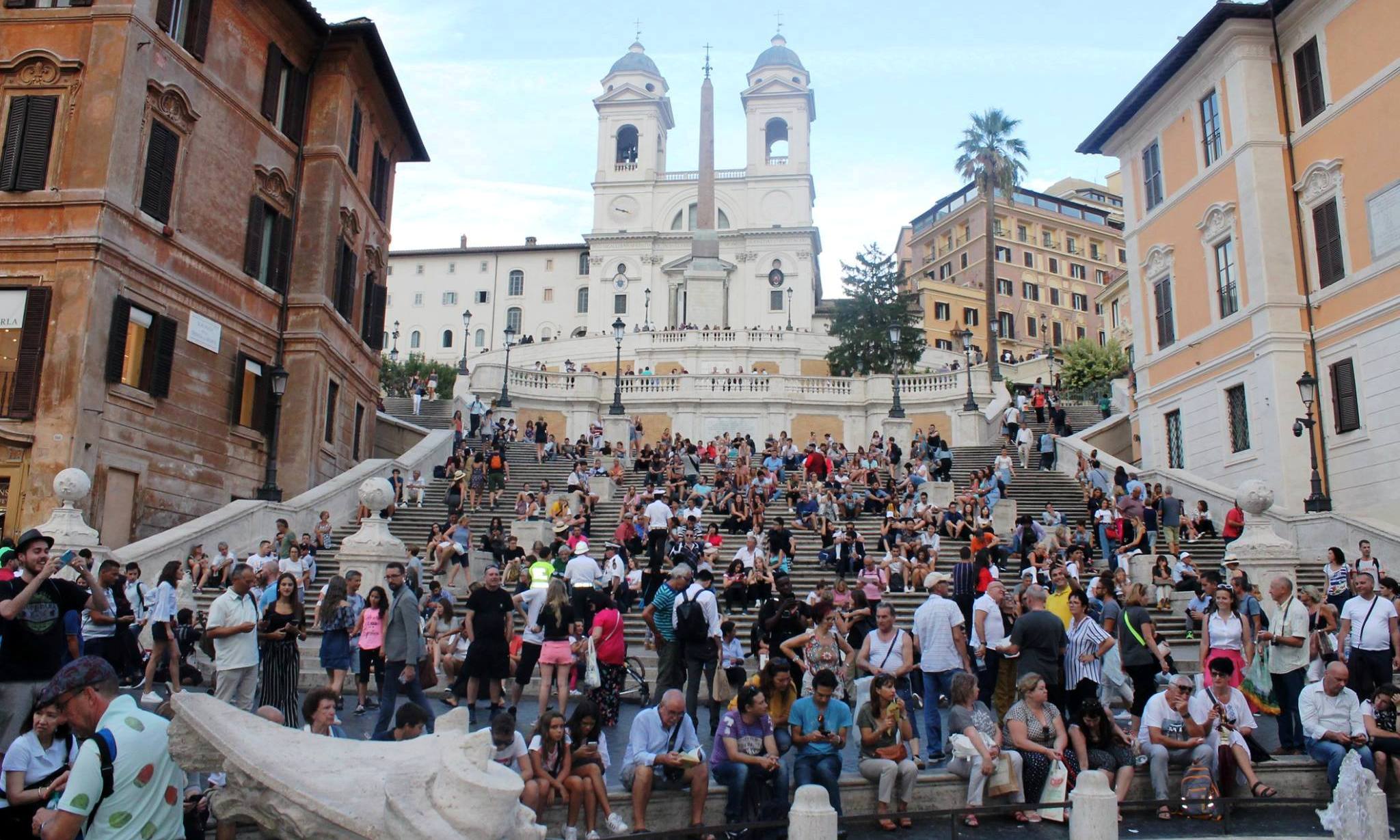 42558801_10214722612393682_145600989062234112_n 42558801_10214722612393682_145600989062234112_n