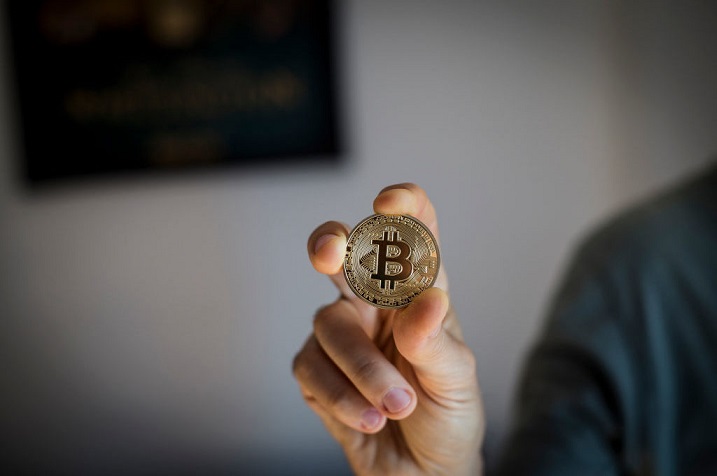A view of Bitcoin token. 
A split in the Bitcoin community is set to create a new incompatible version of the cryptocurrency. They plan to offer existing investors a matching amount of a new virtual asset - called Bitcoin Cash - which could put pressure on the value of original bitcoins.
The bitcoin (BTC) hard fork will be happening on midday in London i.e. 12:20 UTC. (Photo by Manuel Romano/NurPhoto via Getty Images)