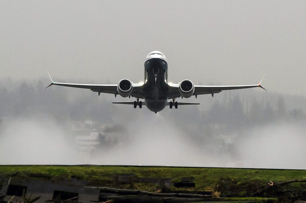 737MAX; 737MAX-8: TakeOff from Renton Field; 2016-01-29; K66500-01