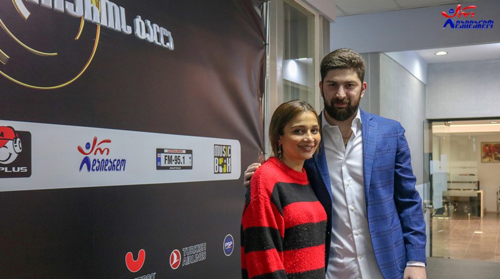 რა გავლენას ახდენს ადამიანის იღბალზე წითელი ძაფი და ასრულებს თუ არა ის სურვილებს – ეზოთერიკოი ანზორ ოდიშარია