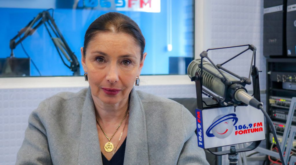 ,,თამამად შემიძლია ვთქვა, რომ პირადად მე უკრაინელების მეგობარი ვარ და არა რუსების” – ნინო სუხიშვილი “არტ-FM”-ში