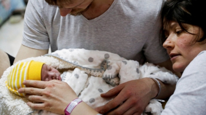 ომის პერიოდში უკრაინაში 26 000-ზე მეტი ბავშვი დაიბადა – რამდენიმეს სარაკეტო სისტემის სახელი დაარქვეს