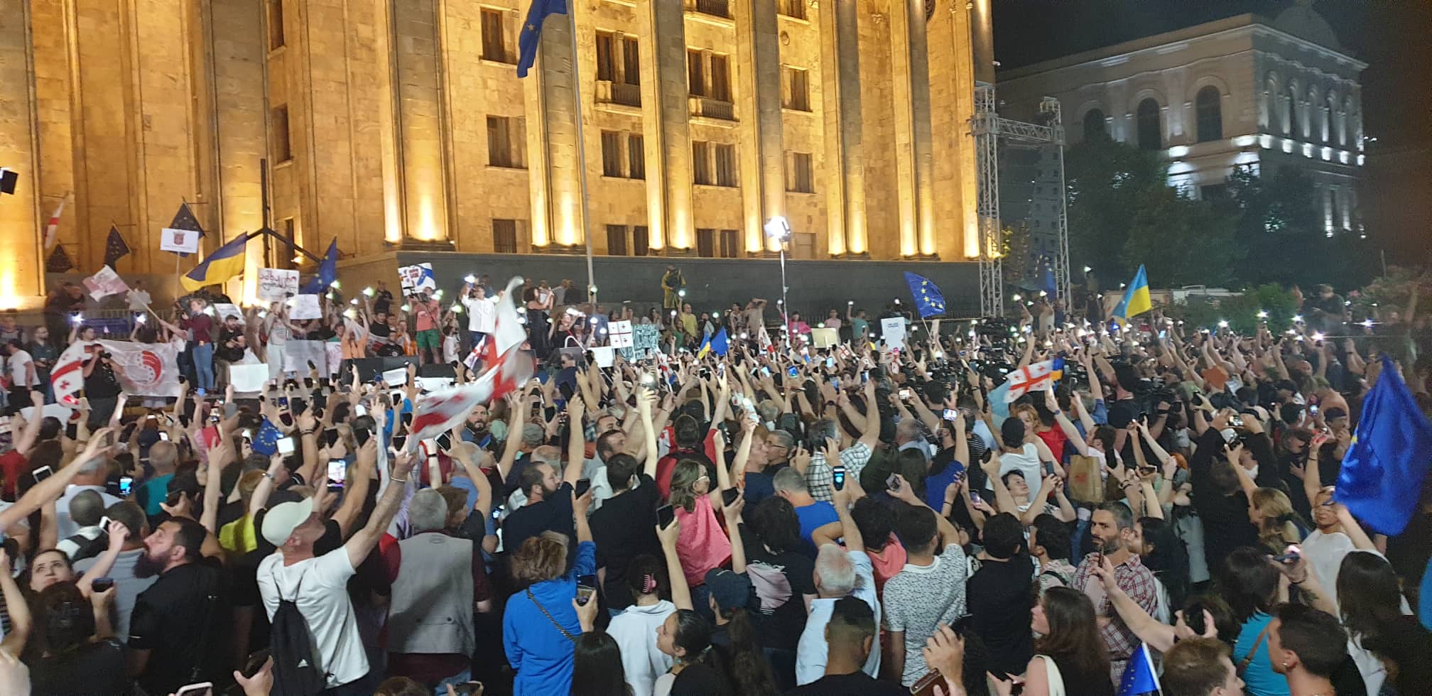 ჩვენ სტუდენტები ვირჩევთ – 12 პუნქტიანი მანიფესტი, რომელიც სტუდენტებმა ევროპული მომავლისთვის საზოგადოებას წარუდგინეს
