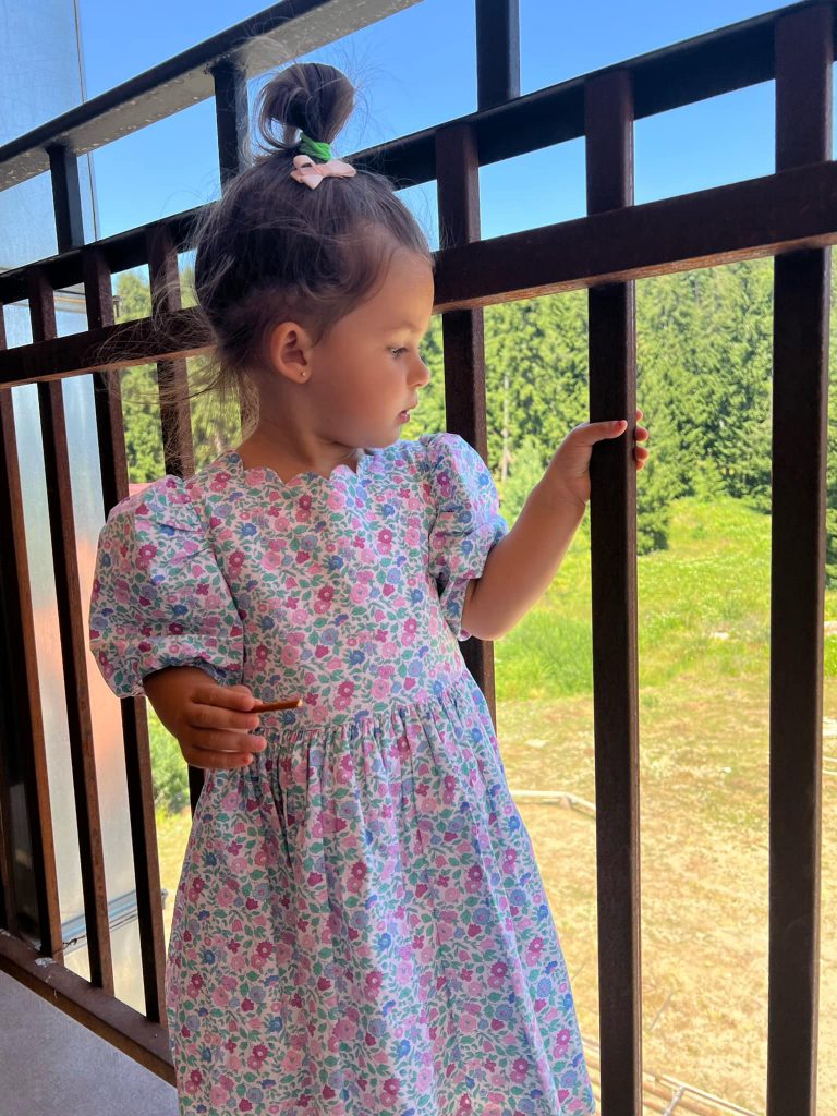 „ჩემი მზე გოგო“ - სოფო ნიჟარაძე ელის-მარია სააკაშვილის ბაკურიანში გადაღებულ მორიგ უსაყვარლეს ფოტოებს გვიზიარებს