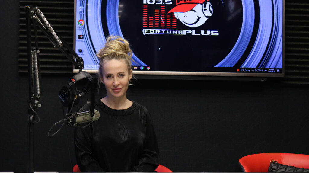 როგორ მოვუაროთ თვალების გარშემო კანს – სილამაზის აკადემია