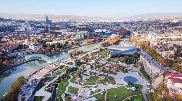 „თბილისი ათასი და ერთი ღამის, ხელოვნებისა და სტილის კალეიდოსკოპი“ – იტალიური ჟურნალი თბილისის შესახებ 