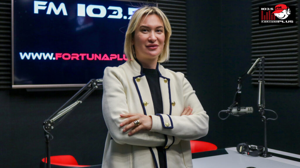 როგორი ტუჩებია წელს ტრენდული – სილამაზის აკადემია