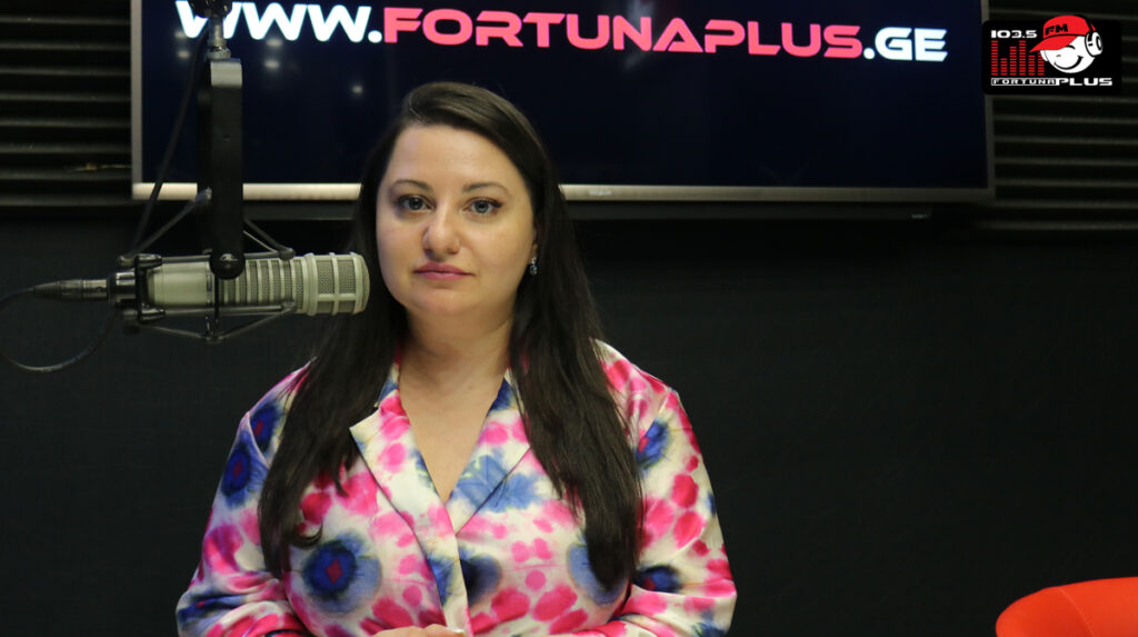 აუცილებელია თუ არა, რომ ინექციებს ექიმები ატარებდნენ – სილამაზის აკადემია