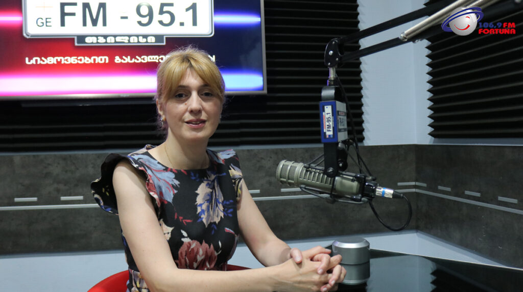 როგორ უნდა ვიმოქმედოთ მწერის კბენისას და როგორ არ ავყვეთ პანიკას – ნანა მგალობლიშვილის რეკომენდაციები