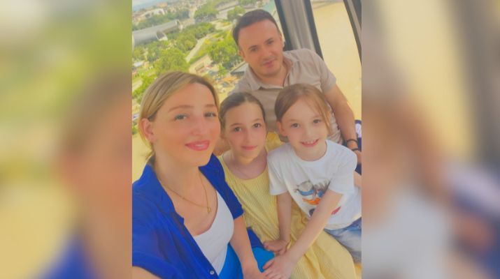 „ჩემი პრინცესები“ – ირაკლი ზარქუა ოჯახური დასვენების ფოტოს აქვეყნებს