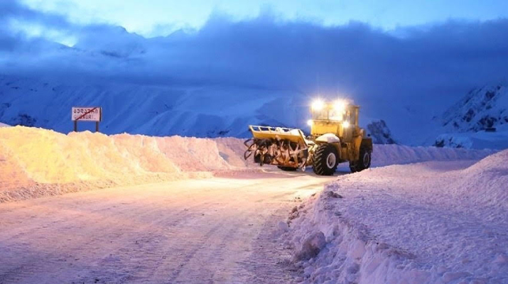 გუდაური(ფოსტა)-კობის მონაკვეთზე მისაბმელიანი და ნახევრად მისაბმელიანი ავტოტრანსპორტის მოძრაობა აკრძალულია