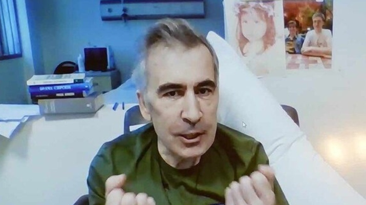 „გავიარე ყველანაირი დაცინვა, მოწამვლა, ხერხემლის დაზიანება და მაინც არ ჩამოვუშვი ხელები“ – სააკაშვილი