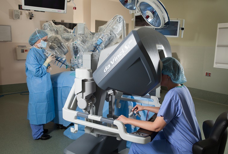 დანიაში ქირურგებს რობოტები დაეხმარებიან