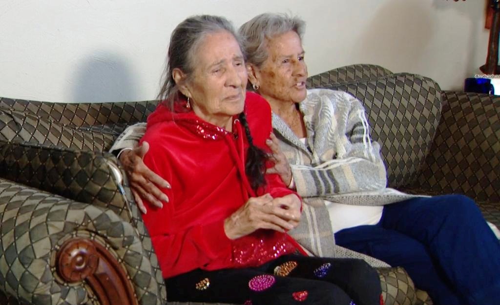 ბავშვობაში დაშორებულმა ტყუპებმა ერთმანეთი 81 წლის შემდეგ იპოვეს