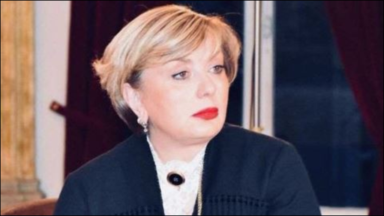 თინათინ რუხაძე