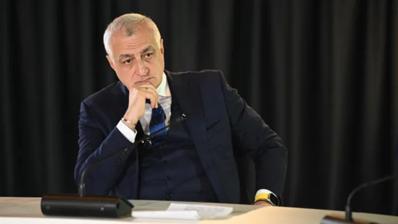 მამუკა ხაზარაძე