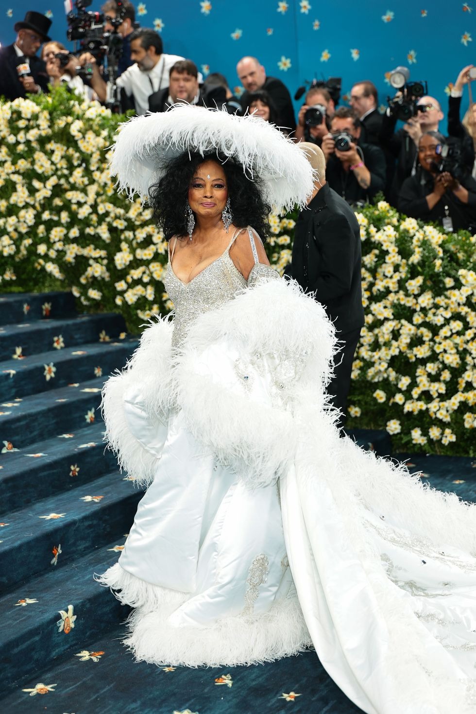 diana-ross-attends-the-2025-met