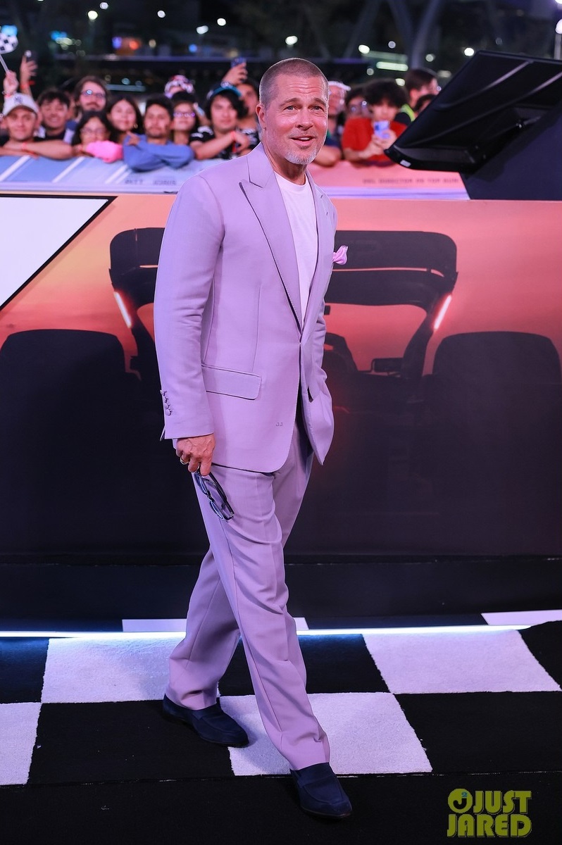 brad-pitt-f1-mexico-events-30