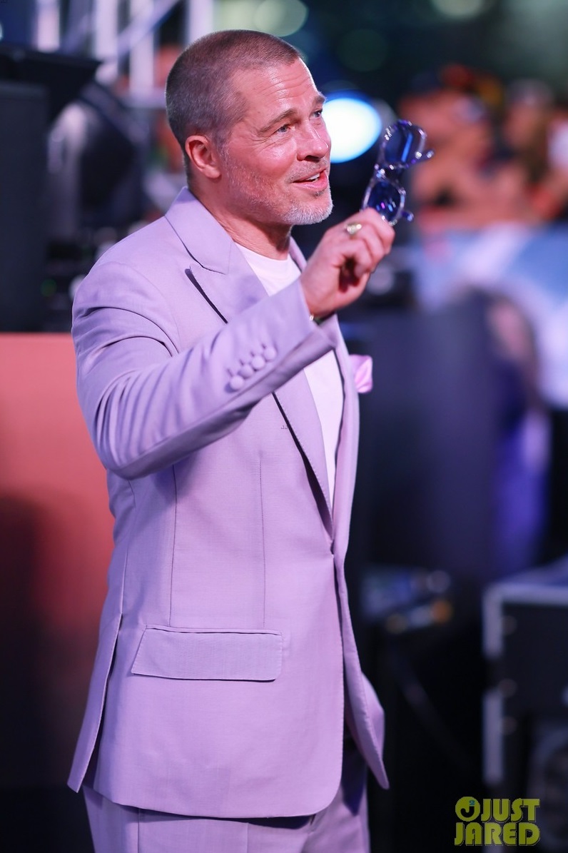 brad-pitt-f1-mexico-events-32