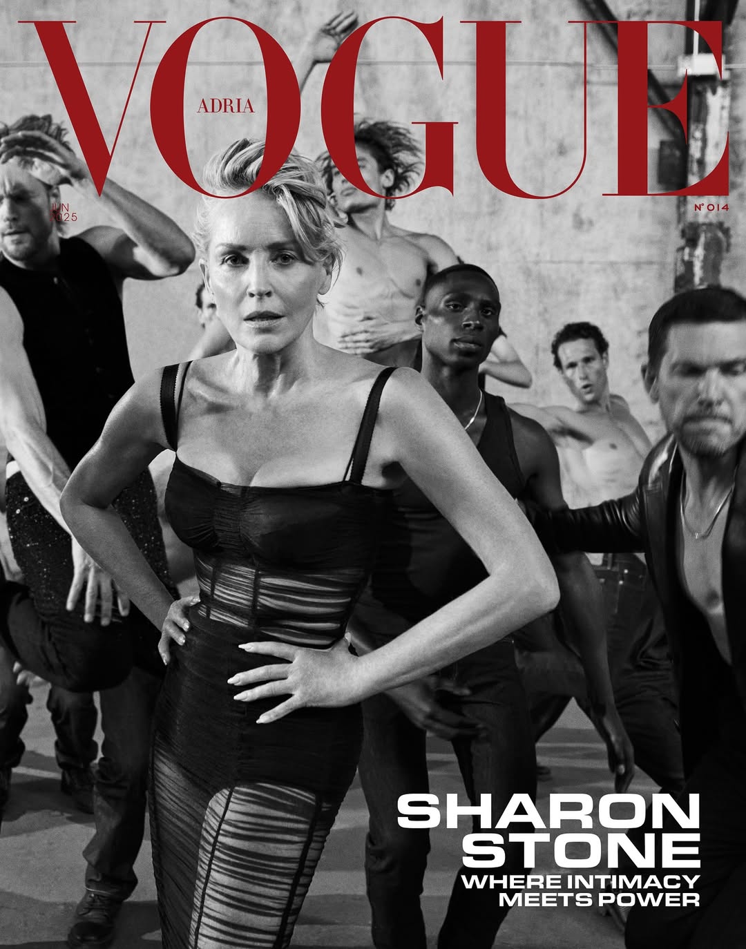 The cover star of our June issue is none other than @sharonstone. She uses her influence to truly change the world (and succeeds in doing so) by focusing on health, a fairer society, and a life of dignity for all. In conversat